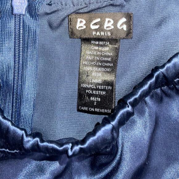 BCBG Paris Navy Blue Satin like Dress tie cinched waist knee length Size 2 - Picture 4 of 4